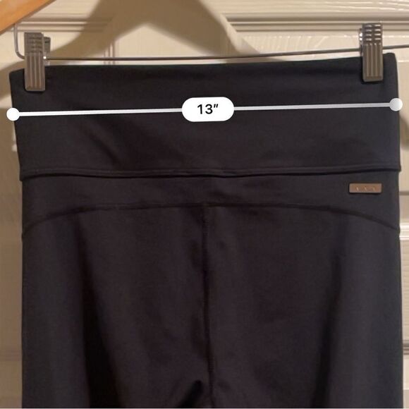 Alala Black 7/8 length workout leggings - netting and shiny calf size S - Picture 12 of 14